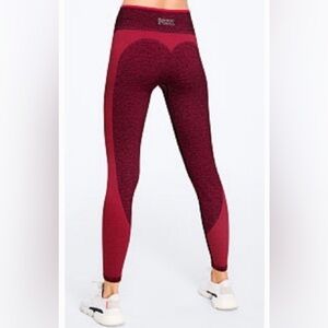 Victoria’s Secret Booty Leggings